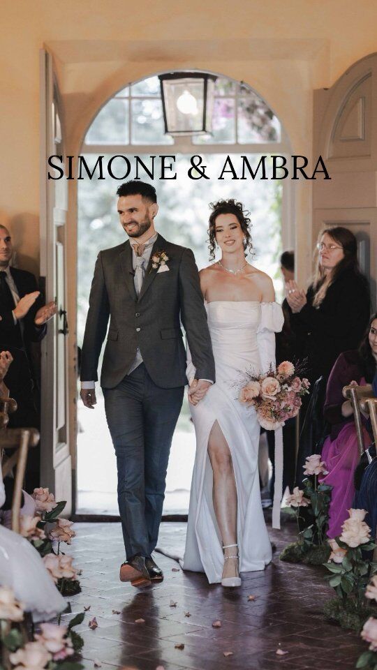 🍂 A Dream Wedding: Ambra & Simone 🍂On a beautiful autumn day, Ambra and Simone celebrated their love in the magnificent Villa Medicea in Vinci. Surrounded by the warm and enveloping colors of the season, they said “I do” in a magical and romantic atmosphere.🌿 The Location 🌿 The Villa Medicea, with its historic gardens and elegant interiors, provided the perfect setting for an unforgettable ceremony. Every corner of the villa, from the panoramic terraces to the blooming courtyards, contributed to creating a unique and enchanting environment.💐 The Details 💐 Every detail was lovingly and carefully curated: from the floral decorations that echoed the tones of autumn, to the elegantly set tables for the reception. Guests enjoyed a day filled with beauty and conviviality, immersed in history and nature.🎶 The Celebration 🎶 After an emotional ceremony, the celebration continued with music, dancing, and shared moments of joy. The villa’s Limonaia transformed into a dance floor where Ambra and Simone, along with their loved ones, celebrated late into the night.@leonardogiannini_fotografo@villa_dianella @truccosposa_toscana @albertocappellini_fiori @amessydesk.graficaeventi @andrearibasdj @ilbaronerossosposi @gabriellasposa_gabrielcouture @__ilchiccodigrano__